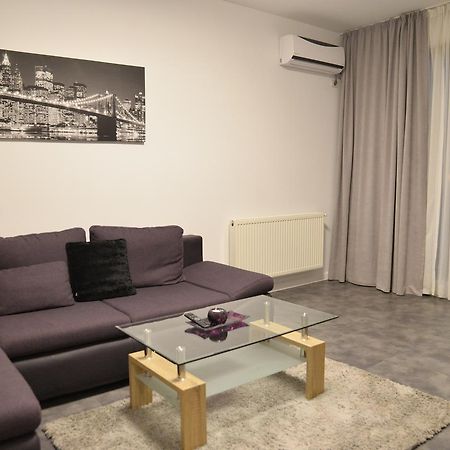 Andrew Beach Apartment Năvodari Esterno foto