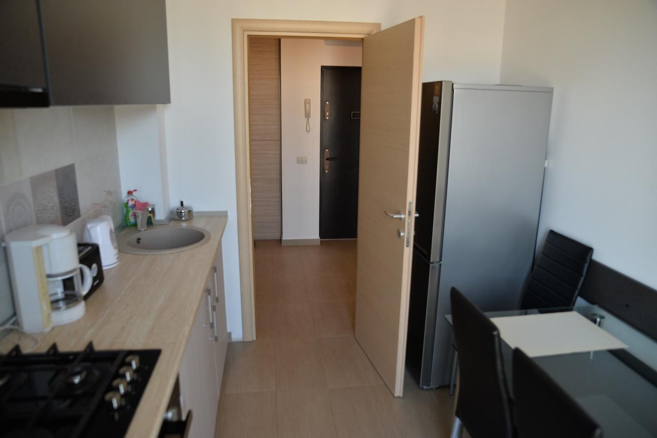 Andrew Beach Apartment Năvodari Esterno foto